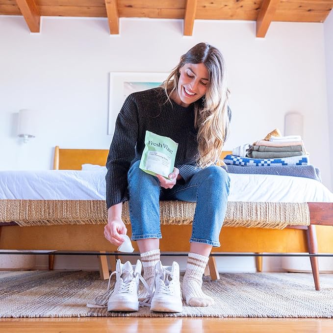 Fresh Wave Odor Eliminating & Deodorizing Packs | Bag of 16