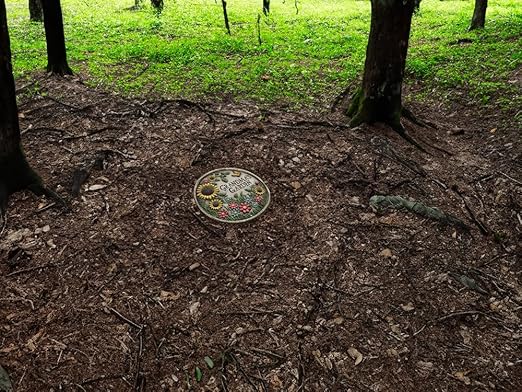 VEOJEIN Grandma's Garden Stepping Stone 9.45’ Durable Garden Décor with 3D Hand-Painted Sunflower Design – Gift for Grandma, Mom, Wife, Mother’s Day, Christmas, Birthdays